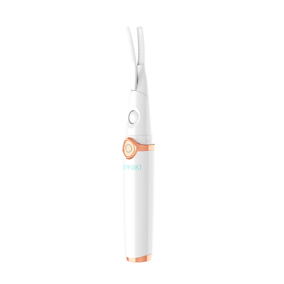 EYELASH CURLER Review by Noura Al Suwaidi