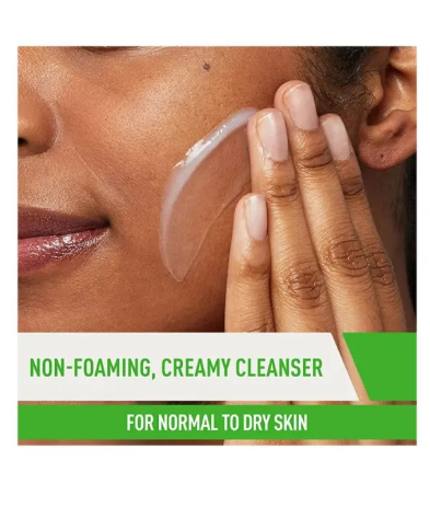 Cerave Hydrating Cleanser w Review by Sara Al Marzooqi